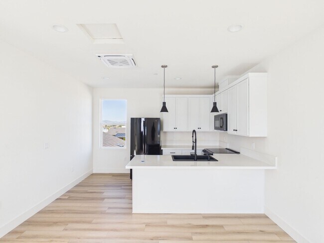 Building Photo - Brand-New Detached 2BR 2 bath Home in Vista | Modern Finishes & A/C in Every Room