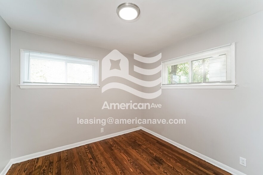 Building Photo - 5676#5676 North 61st Street, 53218; #1323338 - 1323338