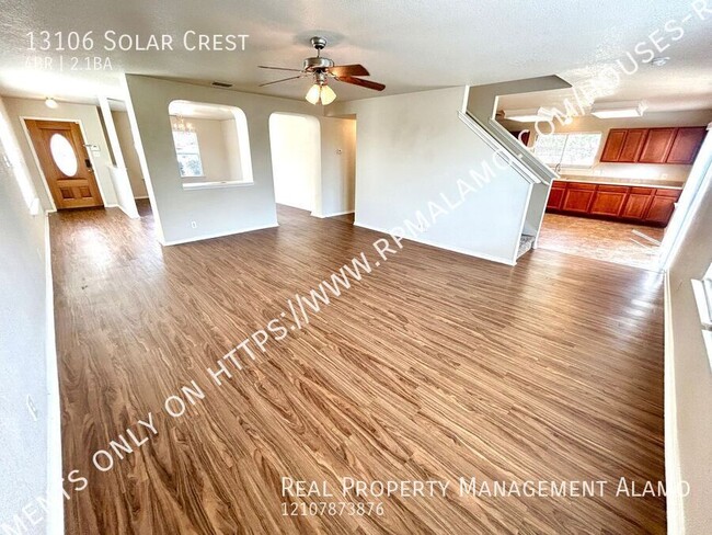 Building Photo - **MOVE IN SPECIAL** 4 Bedroom 2.5 Bath Hom...