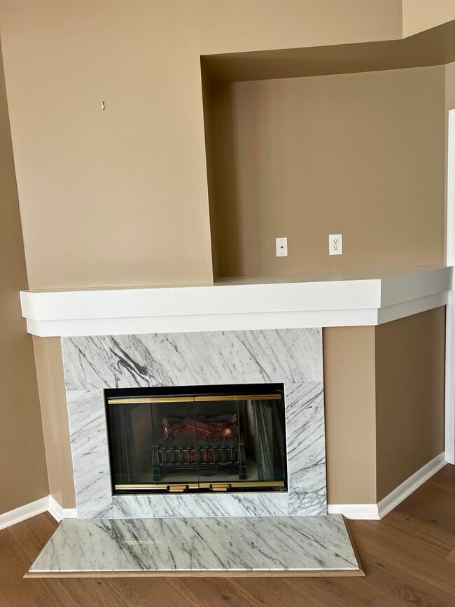 Building Photo - 2271 Edenderry Dr