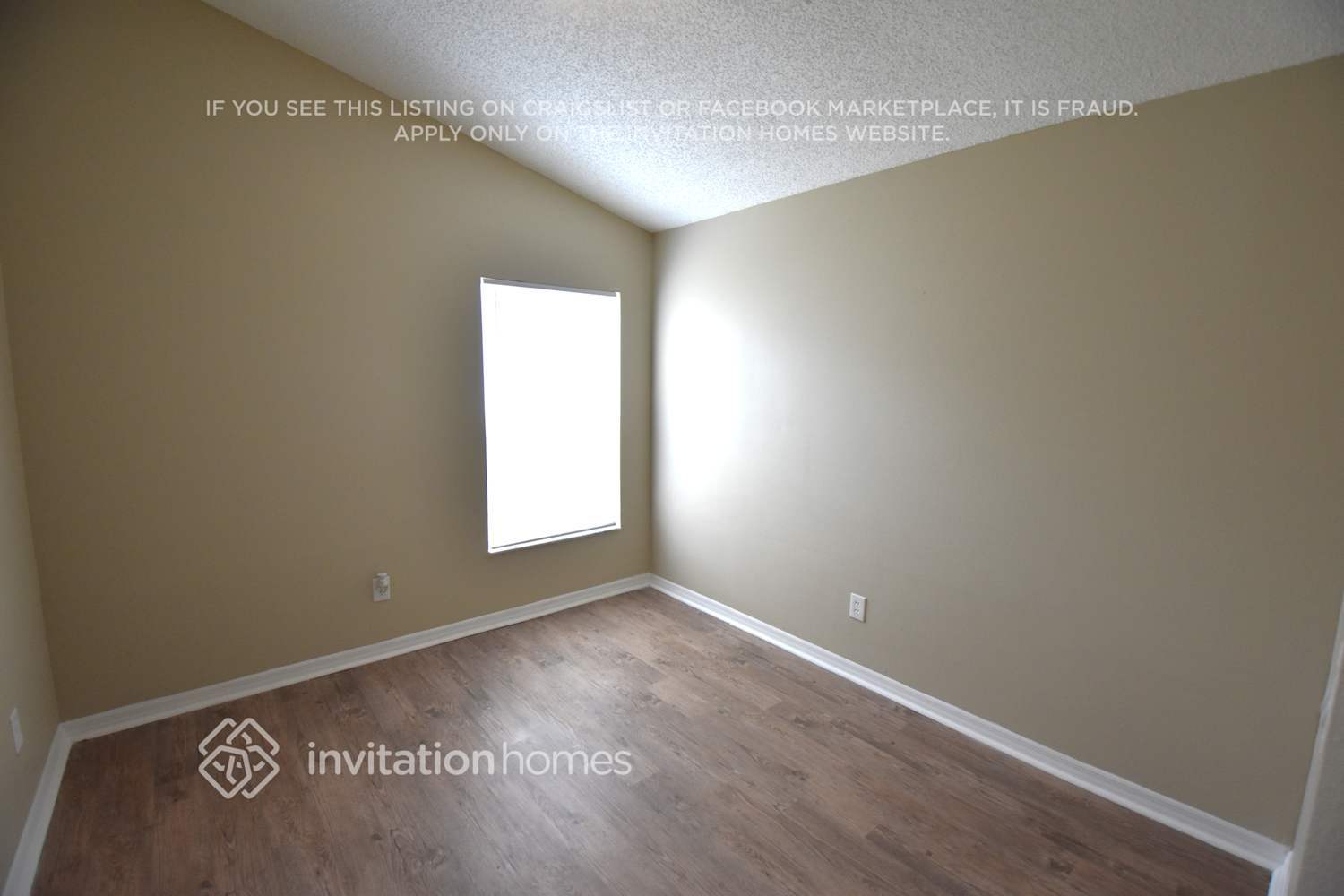 Building Photo - 1923 Cranberry Isles Way