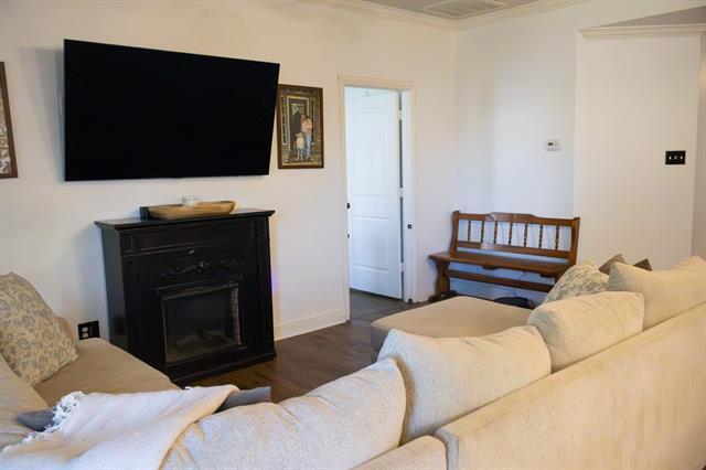 Building Photo - 2304 Eton Pl