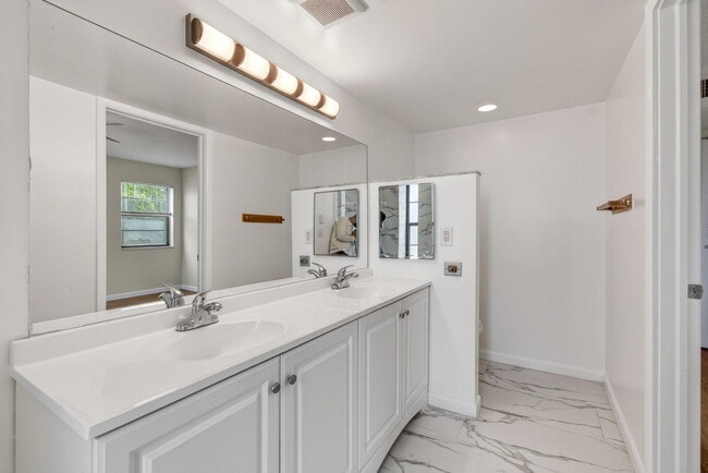 Building Photo - 9440 SW 8th St
