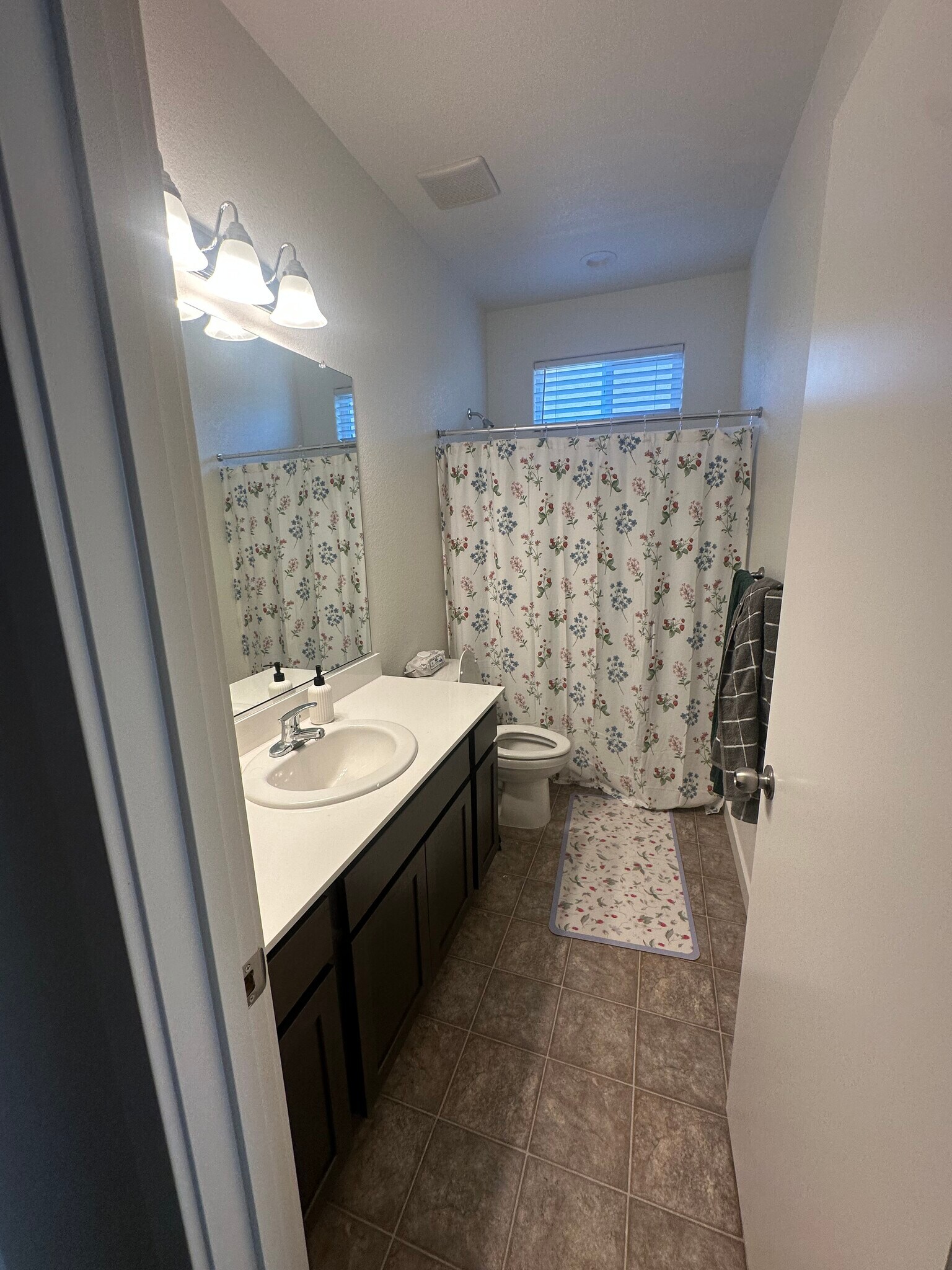 Building Photo - 4671 Irma Dr