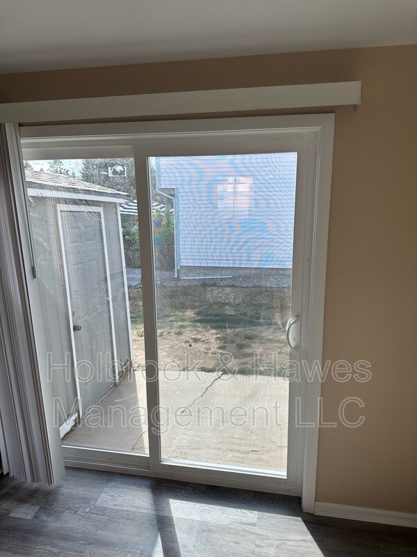 Building Photo - 4881 Basswood Dr