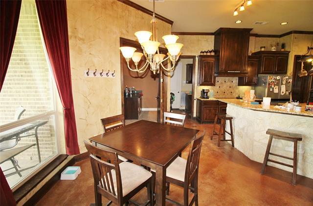 Building Photo - 5641 Country S Ln