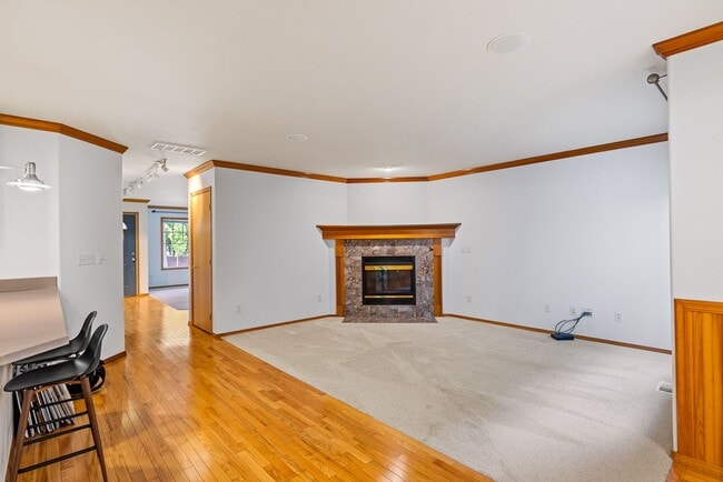 Building Photo - 4 bed 2.5 bath Snoqualmie Ridge