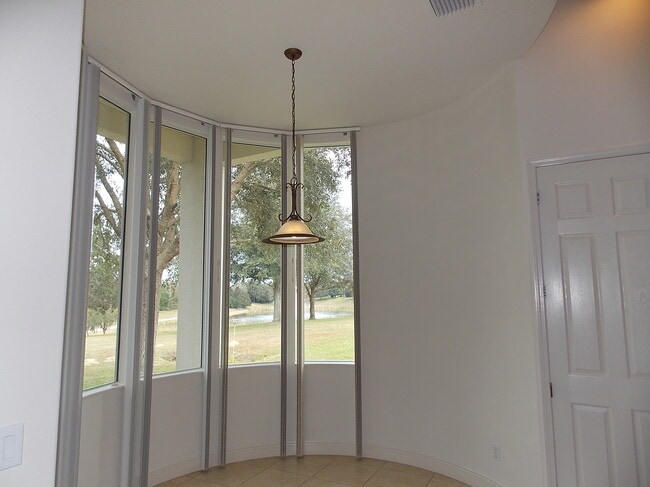 Building Photo - 1271 W Skyview Crossing Dr