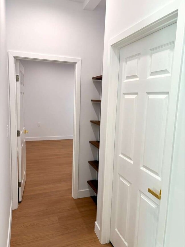 Building Photo - 10775 W Olympic Blvd