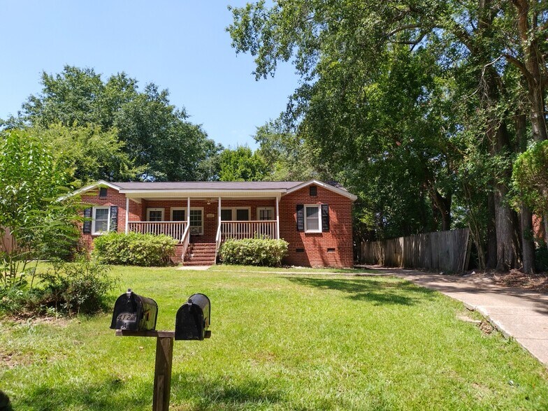 Primary Photo - 4123 16th Ave