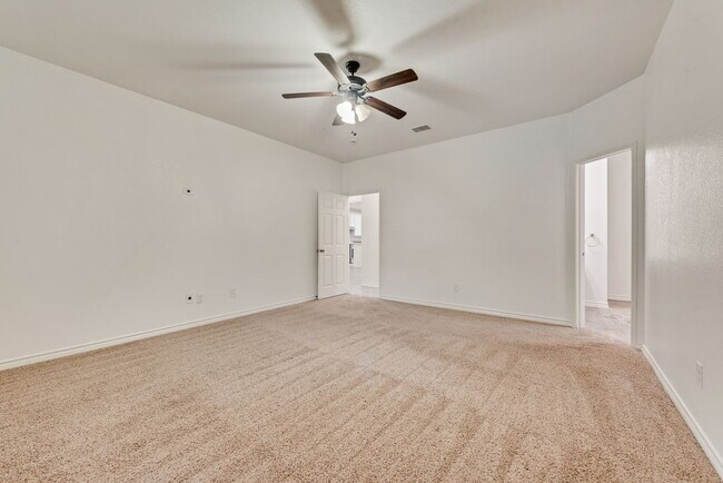 Building Photo - Spacious 5-Bedroom Home with Game Room & Amazing Backyard in Paloma Creek