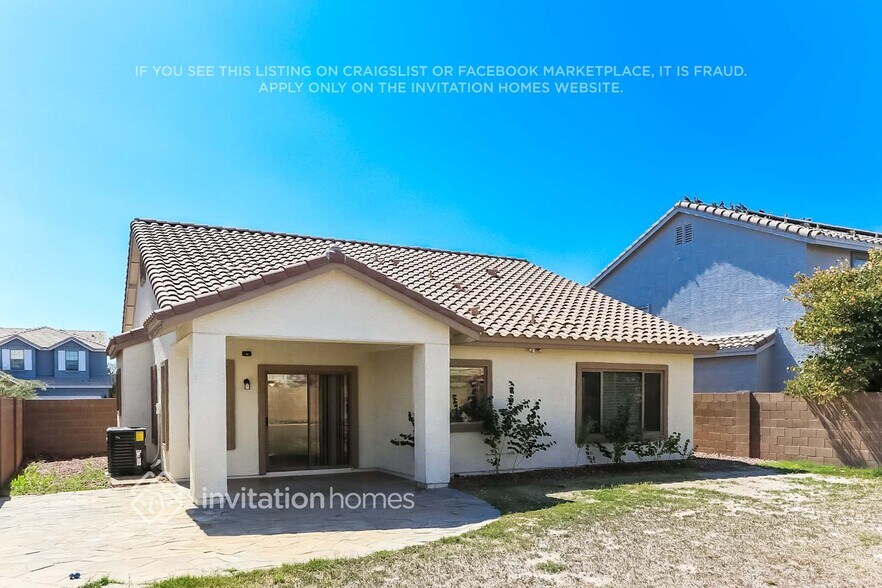 Building Photo - 22008 W Hadley St