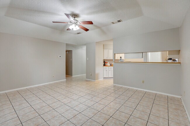 Building Photo - 4907 Quail Hollow Dr