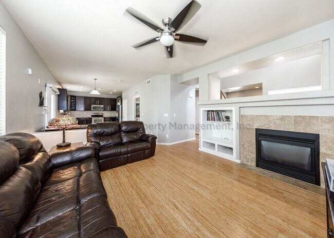 Building Photo - 7724 Canyon Oak Dr