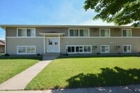 Building Photo - 504 14th St SE