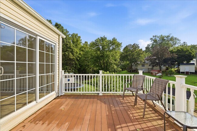 Building Photo - 5481 Saddler Ln
