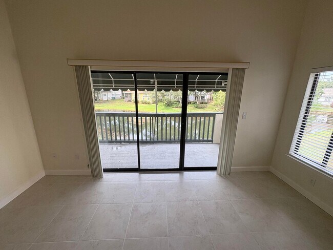 Building Photo - **$1,000 Move-in Special** 2 Bedroom in Bluewater Bay!