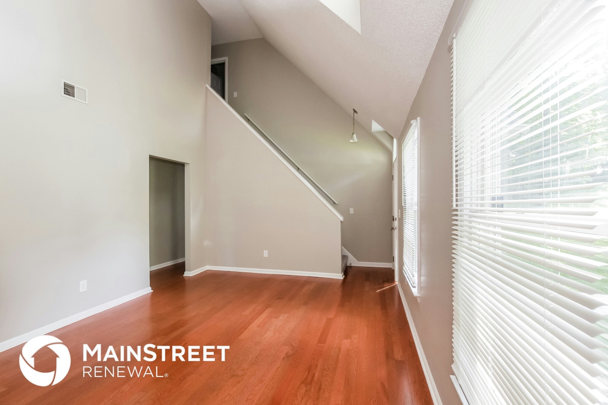 Building Photo - 7100 Cabe Ln
