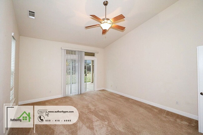 Building Photo - 618 Casa Buena St