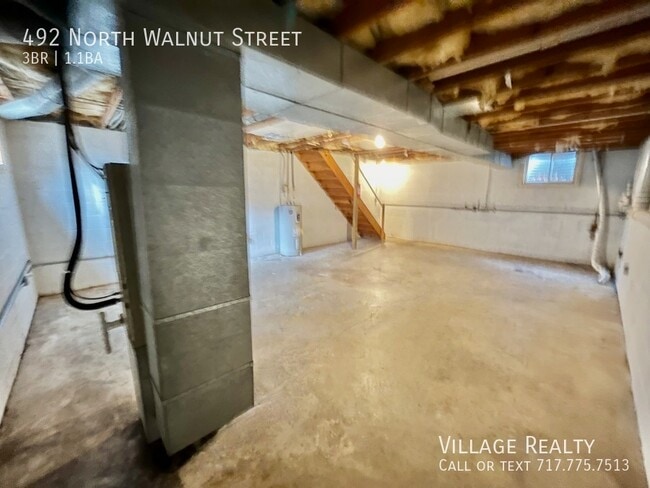 Building Photo - 492 N Walnut St