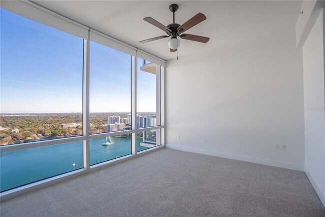 Building Photo - 150 E Robinson St