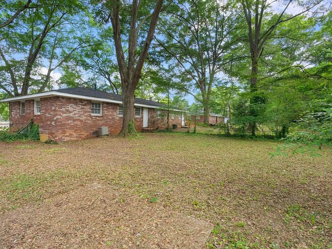 Building Photo - 2540 Joe Jerkins Blvd