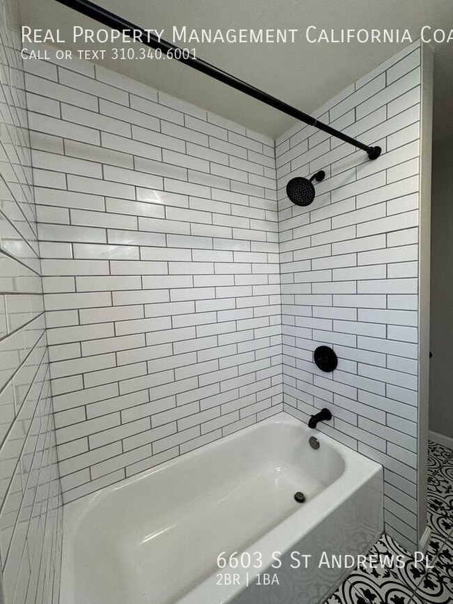 Building Photo - 6603 S St Andrews Pl