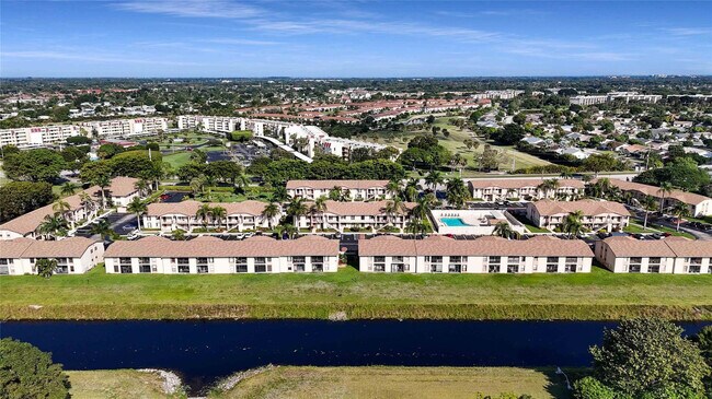 Building Photo - 9466 Boca Cove Cir