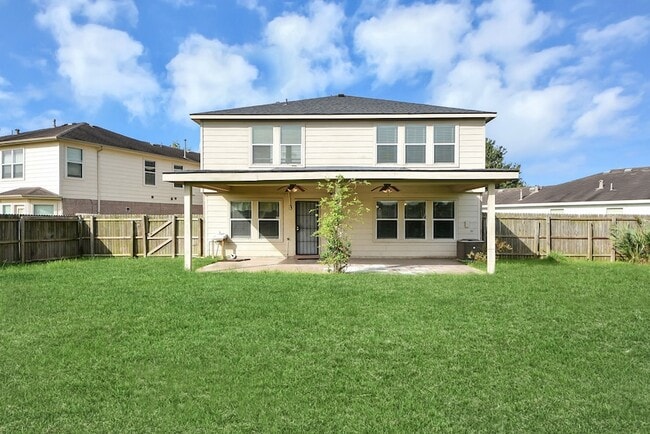 Building Photo - 15202 Lynford Crest Dr