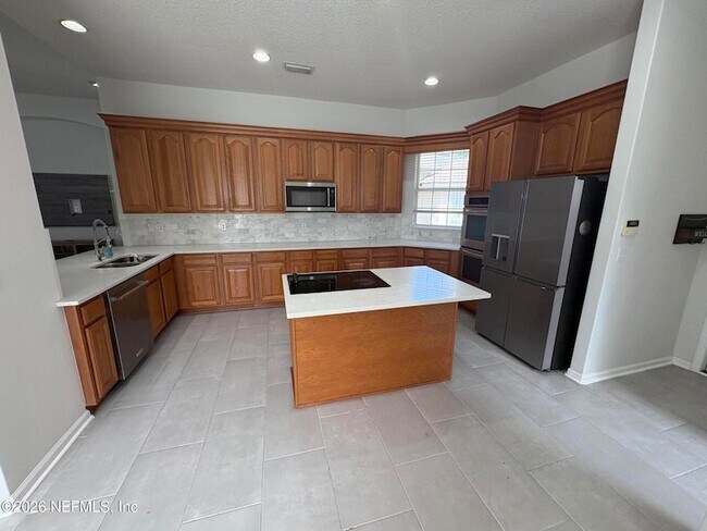 Building Photo - 86005 Maple Leaf Pl
