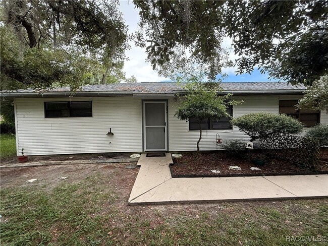 Primary Photo - 7630 W Homosassa Trail