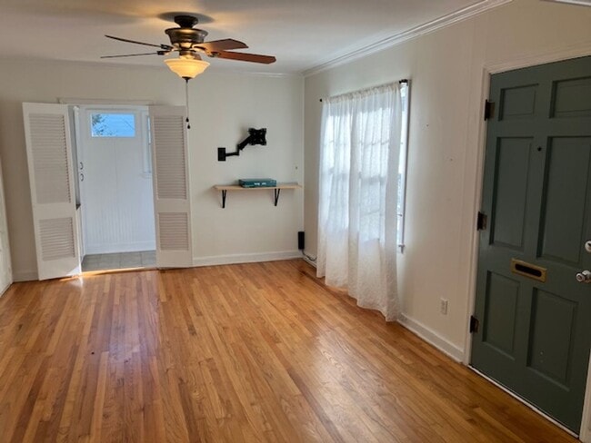 Building Photo - 1314 Marshall St