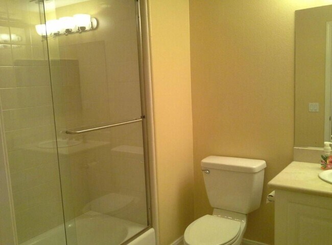 Building Photo - Seabridge Oxnard - 3 bedroom, 2 bath condo...