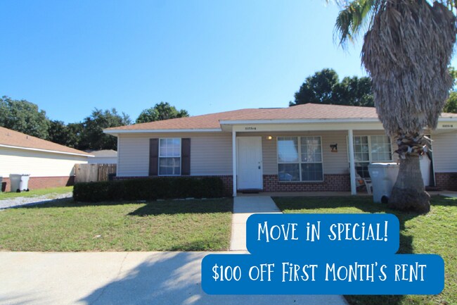 Primary Photo - Coastal Living in Gulf Breeze! Spacious 2BR/2BA Duplex with Tile Floors, Laundry Room & Dishwashe...