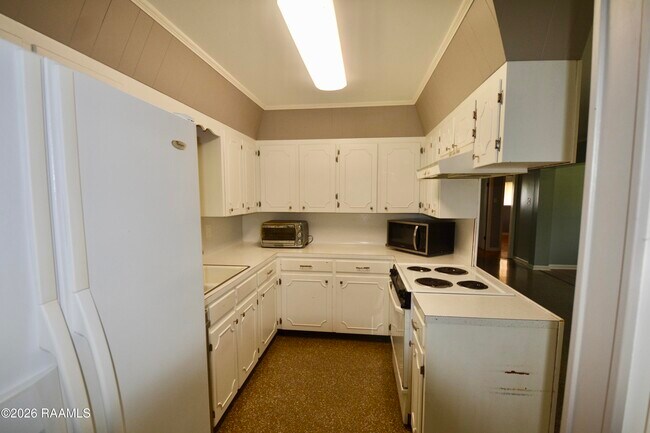 Building Photo - 101 Boxwood Dr