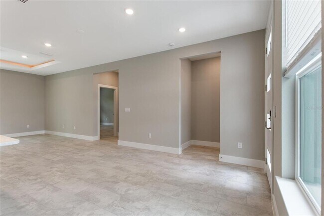 Building Photo - 3327 Trapper Ln