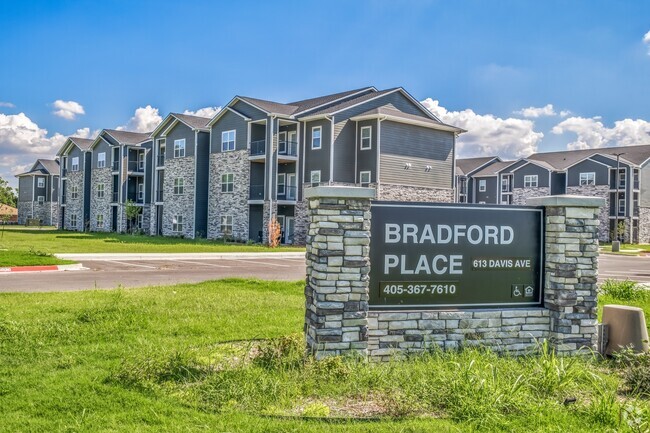 Building Photo - Bradford Place Apartments