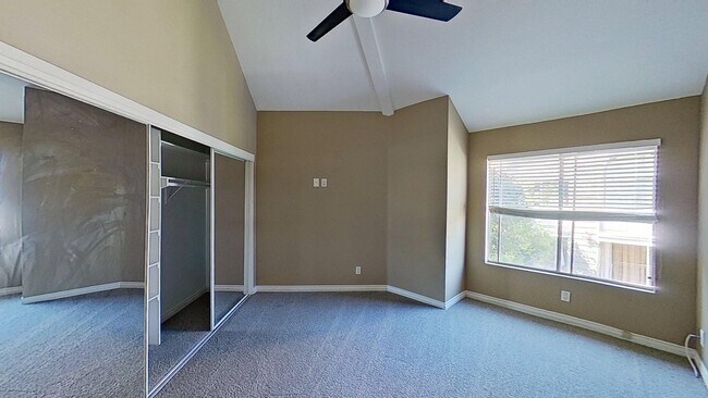 Building Photo - 20251 Cape Coral Ln
