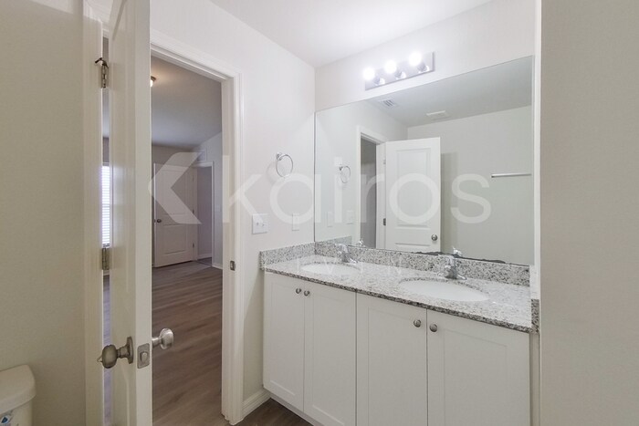 Building Photo - 18318 Gibraltar Ln