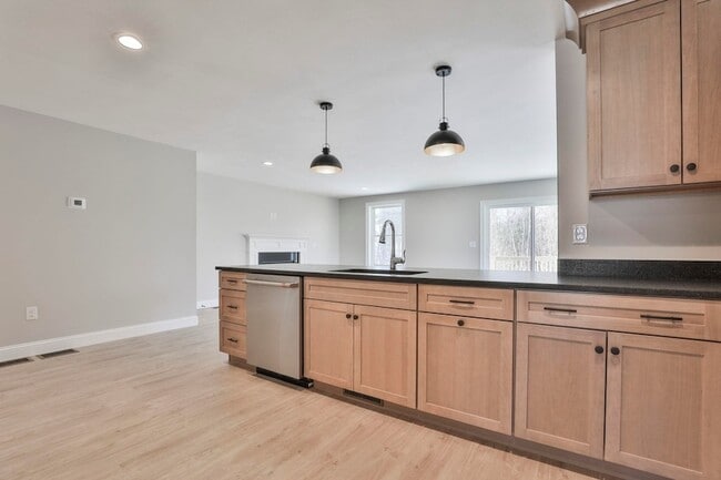 Building Photo - 39b Windsor lane