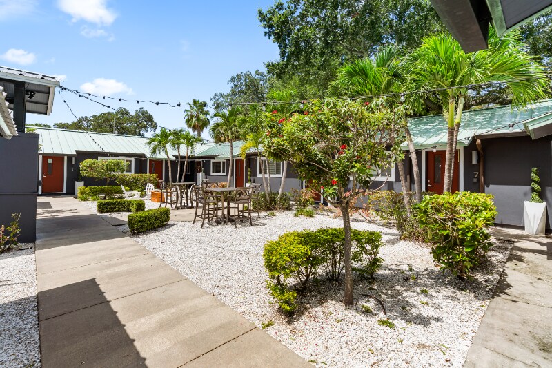 Building Photo - 202 N Fremont Ave