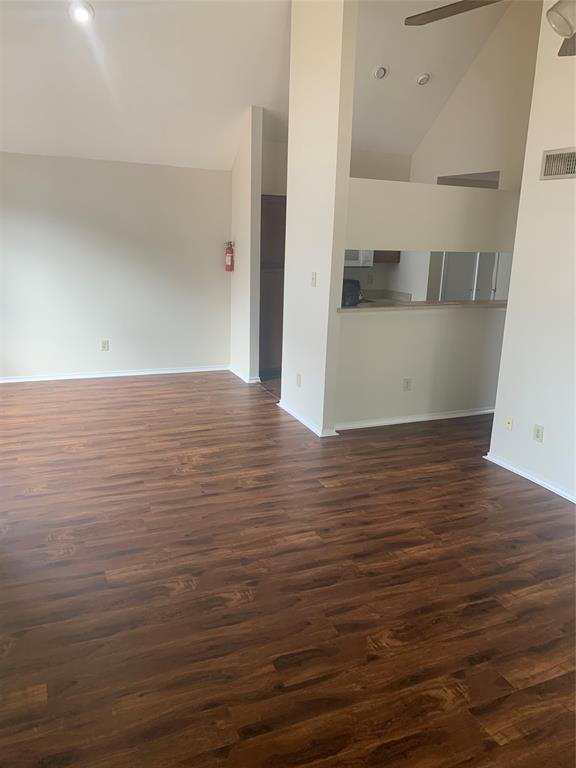 Building Photo - 14550 Fonmeadow Dr