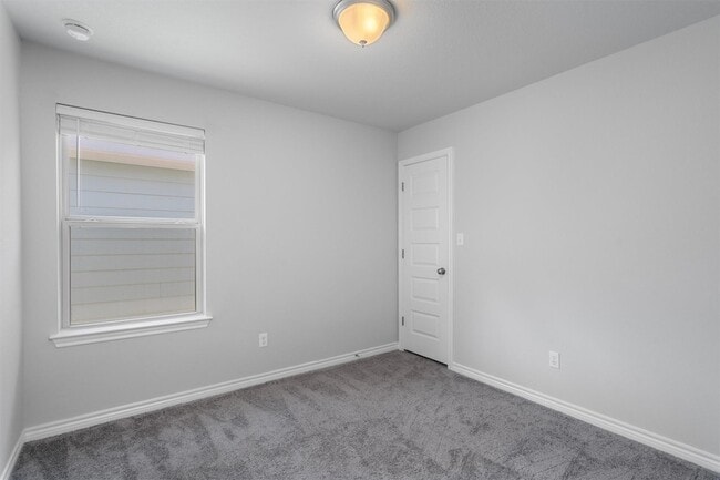 Building Photo - 1805 Artesian Spgs Xing