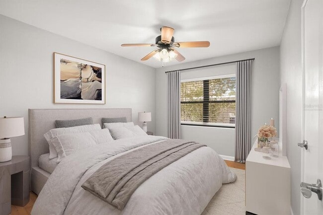 Building Photo - 524 Byron Rd