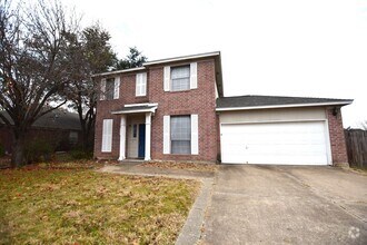 Building Photo - Cul-de-Sac Comfort + Backyard Bonus in Pfl...