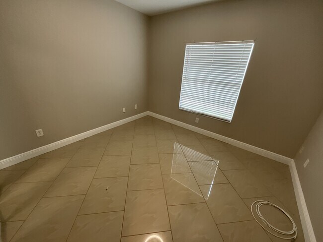 Building Photo - 8555 Bernwood Cove Loop