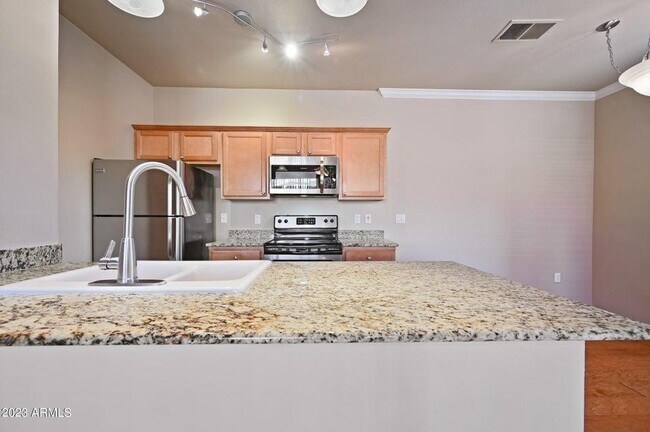 Building Photo - 7009 E Acoma Dr