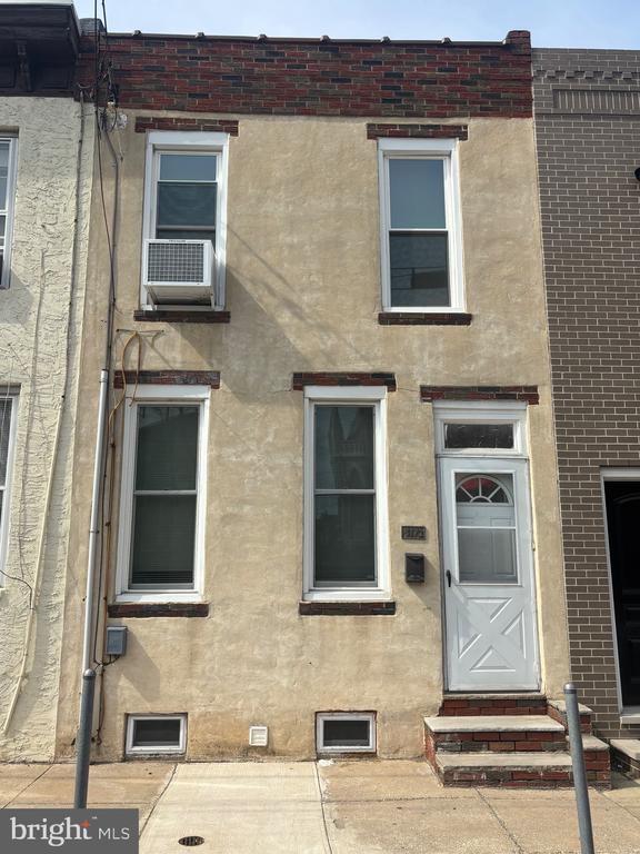 Building Photo - 3172 Chatham St