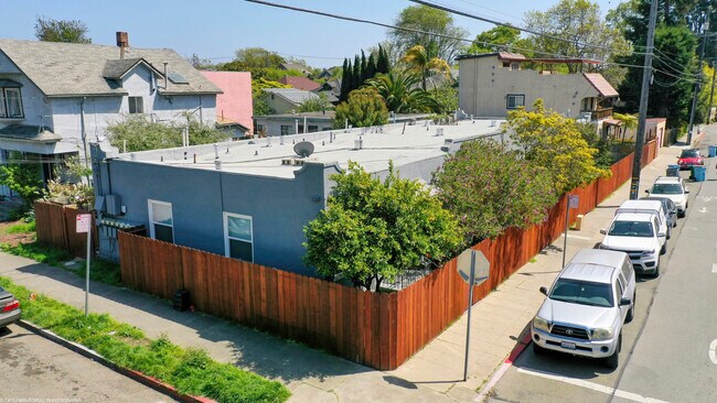 Building Photo - 3101-3115 California St