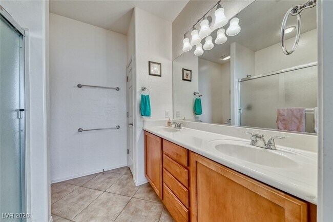 Building Photo - 6159 Isola Peak Ave